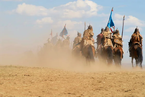 Ulaanbaatar Mongoliet Augusti 2006 Oidentifierade Mongoliska Ryttare Delta Traditionella Historiska — Stockfoto