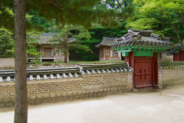 Σεούλ Κορέα Αυγούστου 2008 Παραδοσιακά Περίπτερα Στο Changdeokgung Παλάτι Μέσα — Φωτογραφία Αρχείου