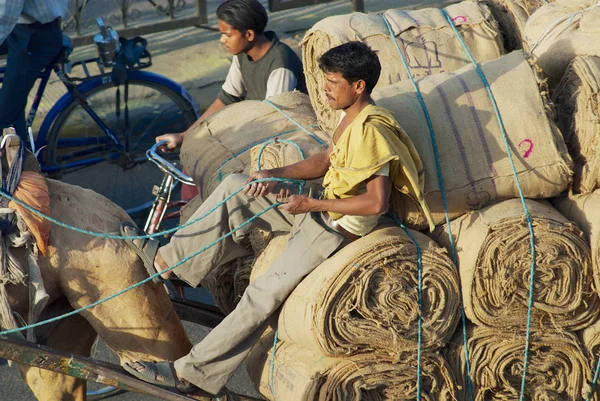 Jaipur Indaia Março 2007 Homem Não Identificado Transporta Carga Carrinho — Fotografia de Stock