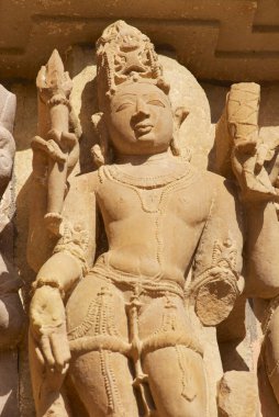 Erotik heykel Vishvanatha tapınağında Khajuraho Madhya Pradesh, Hindistan Batı tapınakları. UNESCO Dünya Mirası.