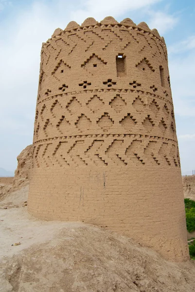 Meybod Iran Czerwca 2007 Mud Ceglana Wieża Fortu Narin Zamku — Zdjęcie stockowe
