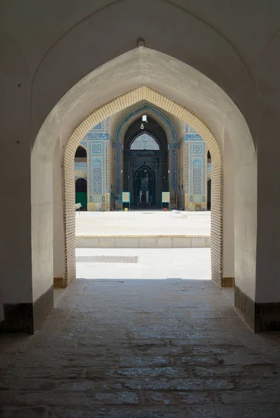 Yazd Irão Junho 2007 Vista Arco Para Uma Rua Parte — Fotografia de Stock