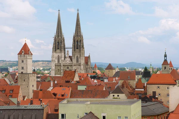 Ratisbona Alemania Septiembre 2010 Spires Peter Cathedral Historical Buildings Roofs — Foto de Stock