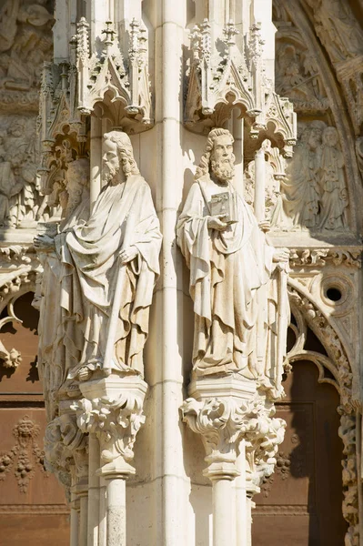 Facciata Gotica Decorazione Della Cattedrale Medievale San Pietro Ratisbona Germania — Foto Stock