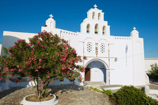 Pyrgos Greece August 2012 Church Pyrgos Kallistis Santorini Island Pyrgos — Stock Photo, Image