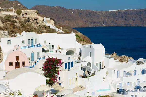 Oia Greece August 2012 Hotel Buildings Cliff Sea View Volcanic — Stock Photo, Image