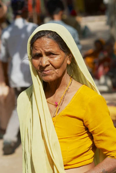 Orchha India March 2007 Portrait Senior Hindu Woman Pilgrim Wearing — Stock Photo, Image
