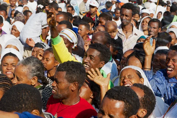 Аддис Абеба Эфиопия Января 2010 Года Толпа Счастливых Эфиопцев Празднует — стоковое фото