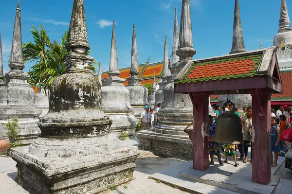 Nakhon Sri Thammarat April 2012 Toeristisch Bezoek Oude Stoepa Bij — Stockfoto