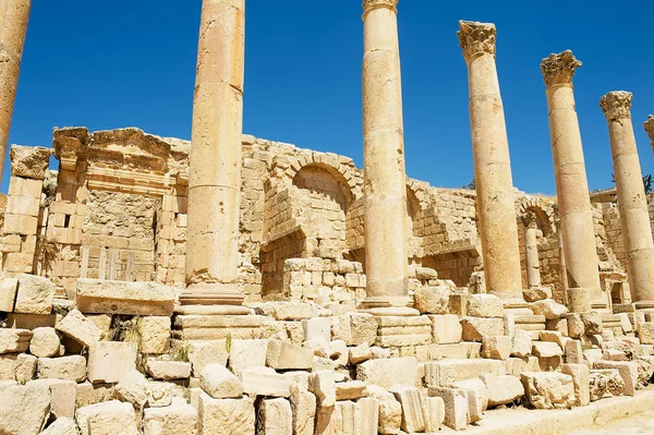 Rovine Della Colonnato Nell Antica Città Romana Gerasa Moderna Jerash — Foto Stock