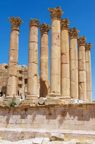 Artemis Ősi Templomainak Romjai Oszlopai Római Gerasa Modern Jerash Jordániában — Stock Fotó