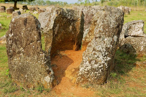 Antiche Giare Pietra Una Pianura Vasi Sito Vicino Phonsavan Provincia — Foto Stock
