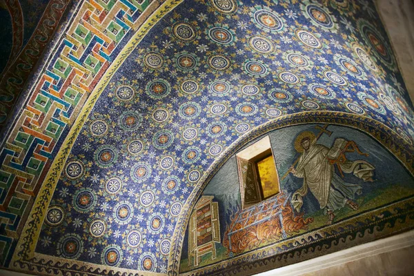 Ravenna Italia Mai 2013 Interiorul Mausoleului Din Galla Placidia Capelă — Fotografie, imagine de stoc