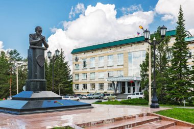 Novosibirsk, Batı Sibirya, Rusya Federasyonu-Haziran 2, 2018: Akademisyen Valentin Koptyug anıt