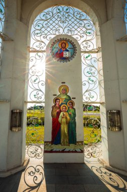 Bystrovka Köyü, iskitimskiy rayonu, Novosibirskaya oblast, Batı Sibirya, Rusya - Temmuz 21,2018: Şapel inanç, umut ve sadaka ve anneleri Sophia