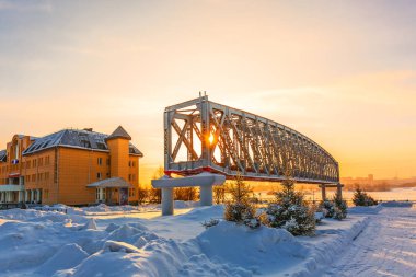 Novosibirsk, Batı Sibirya, Rusya Federasyonu-Ocak 2, 2019: ilk demiryolu köprüsü yapısını Ob Nehri üzerinde Span.
