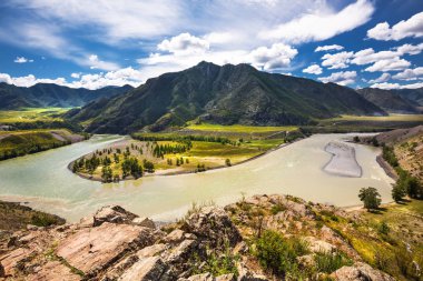 Chui-oozy (nehirler Chuya ve Katun konfluence). Altay 