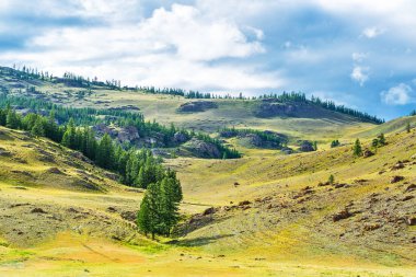 Sıradağlar ile yarı çöl. Altai Republic, Güney Sibirya,