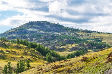 Sıradağlar ile yarı çöl. Altai Republic, Güney Sibirya,