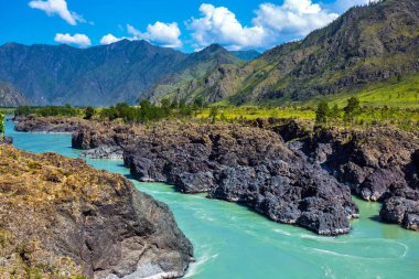 Hızlı katun nehri. Gorny Altay, Sibirya, Rusya Federasyonu