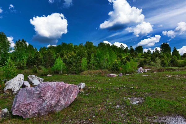 Pedreira Para Extração Mármore Rosa Natural Peteni Village Maslyaninsky District — Fotografia de Stock