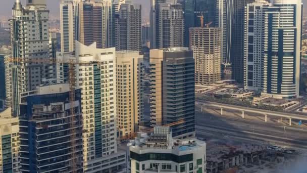 Amazing kleurrijke skyline van dubai marina tijdens zonsondergang timelapse — Stockvideo