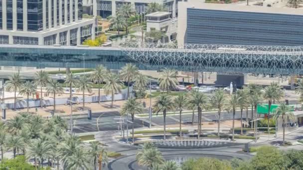 Fountains near main entrance to the tallest skyscraper timelapse, Dubai — Stock Video