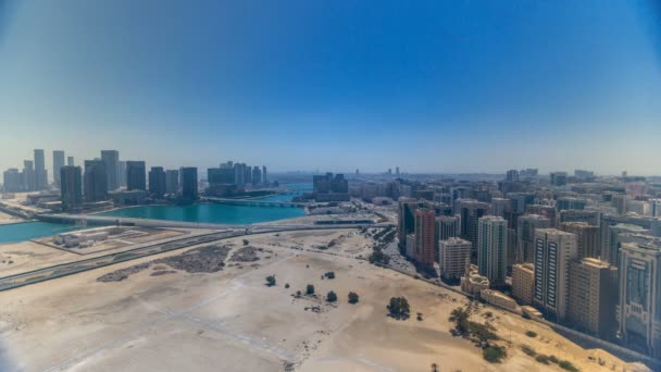 Aerial panorama centrum Abu Dhabi z góry przez cały dzień timelapse — Wideo stockowe