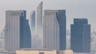 Abu Dabi 'deki Al Reem Adası' ndaki binalar yukarıdan zaman ayarlı..