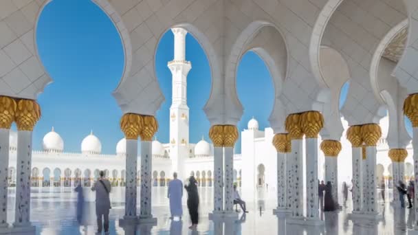 阿拉伯联合酋长国首都阿布扎比谢赫扎耶德大清真寺的时间 — 图库视频影像