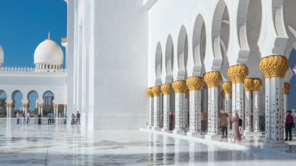 Timelapse Sheikh Zayed Grand Mosque ad Abu Dhabi, la capitale degli Emirati Arabi Uniti — Video Stock