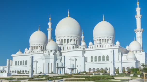 Sjeik Zayed Grand Moskee timelapse in Abu Dhabi, de hoofdstad van de Verenigde Arabische Emiraten — Stockvideo