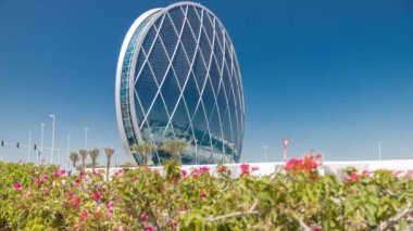 Dairesel gökdelen Aldar Karargahı Abu Dabi, BAE 'deki zaman çizelgesi..