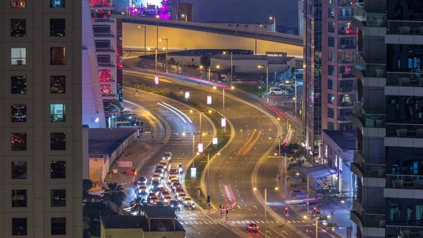 Noc Ruchu Krętej Pomiędzy Dubai Marina Jbr Antenowe Timelapse Zjednoczone — Zdjęcie stockowe