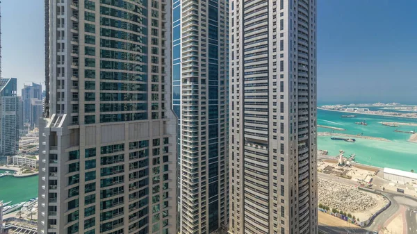 Malowniczy Widok Wieżowce Marina Dubai Góry Timelapse Podczas Cały Dzień — Zdjęcie stockowe