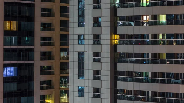 Izzó Windows Este Timelapse Felhőkarcolók Modern Sokemeletes Lakóépületek Dubai Marina — Stock Fotó