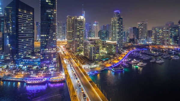 Canal Agua Dubai Marina Horizonte Por Noche Timelapse Torres Residenciales —  Fotos de Stock