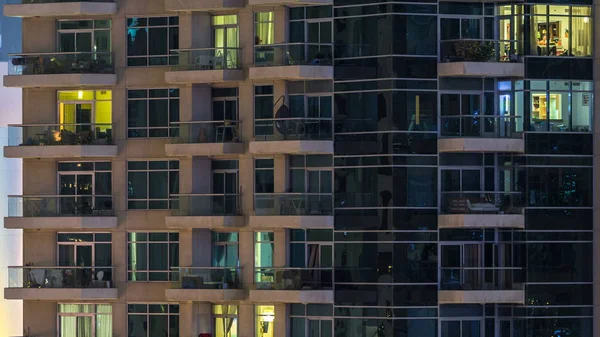 Gece Timelapse Gökdelenlerin Parlayan Windows Dubai Yat Limanı Modern Konut — Stok fotoğraf