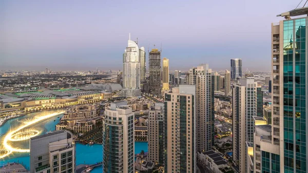 Dubaj Centrum Den Noční Přechod Timelapse Osvětlená Luxusní Moderní Budovy — Stock fotografie