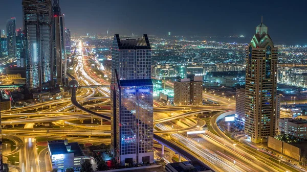 Tráfico Nocturno Una Concurrida Intersección Timelapse Aéreo Autopista Sheikh Zayed —  Fotos de Stock