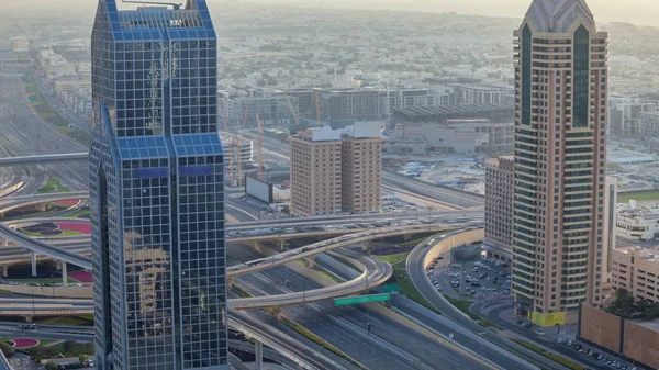 Tráfico Una Concurrida Intersección Autopista Sheikh Zayed Timelapse Aéreo Vista —  Fotos de Stock
