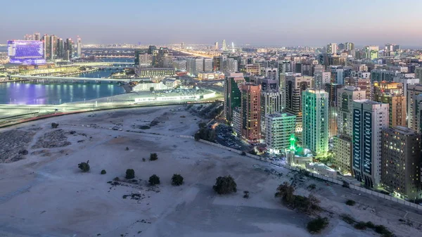 Luchtskyline Van Abu Dhabi Centrum Van Boven Dag Tot Nacht — Stockfoto