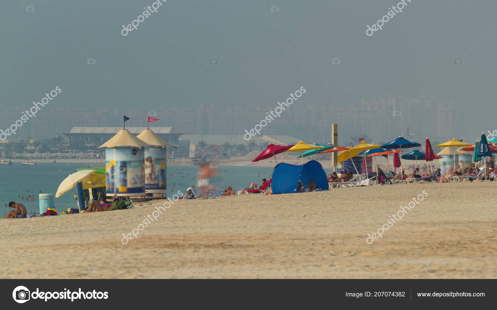 Dubai Uae Circa January 2017 People Jumeirah Beach Dubai Uae