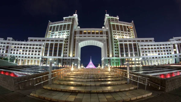 Astana Kazakhstan Julho 2016 Complexo Iluminado Edifícios Administrativos Noite Timelapse — Fotografia de Stock