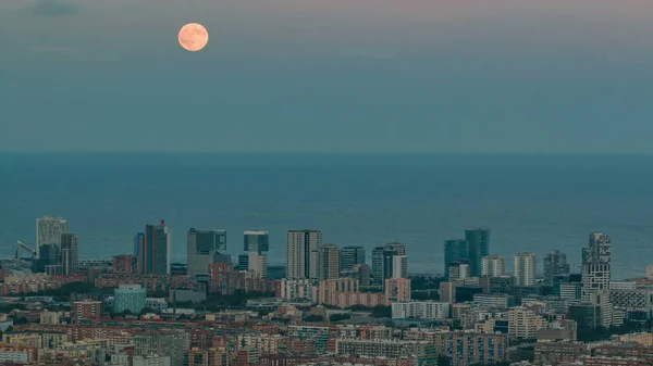 Vue Sur Les Toits Barcelone Jour Nuit Avec Pleine Lune — Photo