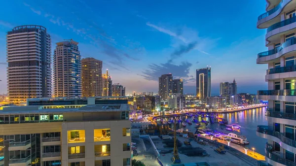 Uma Vista Aérea Dubai Marina Towers Dubai Dia Noite Transição — Fotografia de Stock