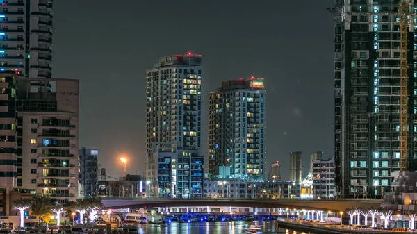 Sétány Híd Csatorna Dubai Marina Timelapse Éjjel Egyesült Arab Emírségek — Stock Fotó