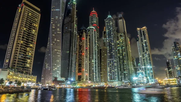 Hermosa Vista Nocturna Desde Paseo Marítimo Dubai Marina Las Torres —  Fotos de Stock
