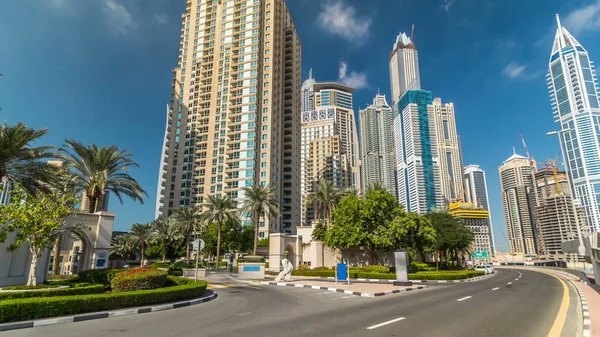 Trafic Auf Der Straße Und Palmen Zeitraffer Hyperlapse Der Nähe — Stockfoto