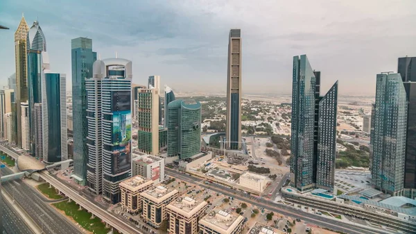 Dubai Horizonte Céntrico Timelapse Atardecer Con Hermosos Rascacielos Del Centro —  Fotos de Stock